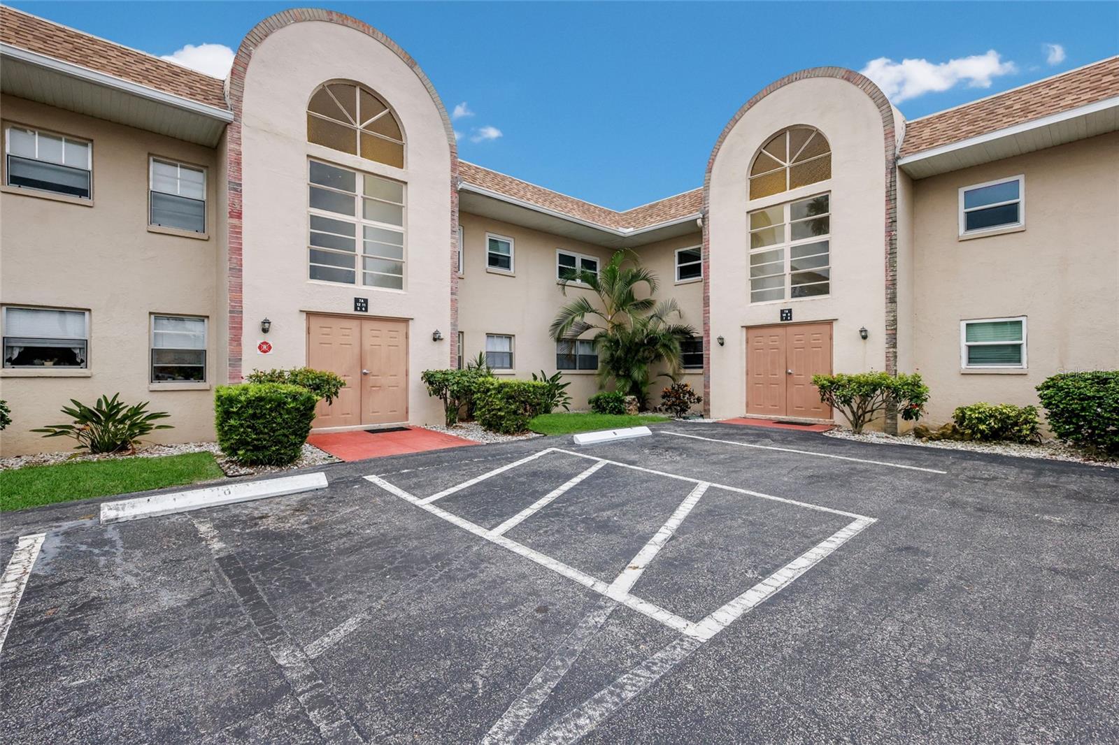 2727 75TH STREET W 7A11