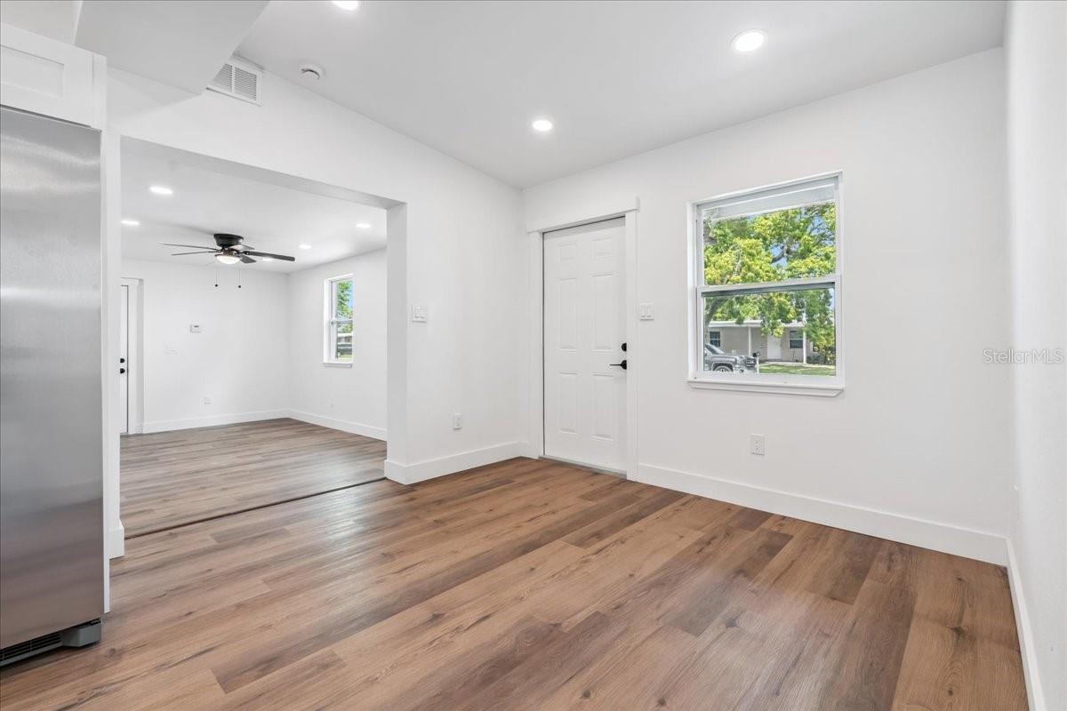 3132 CRESTWOOD DRIVE
