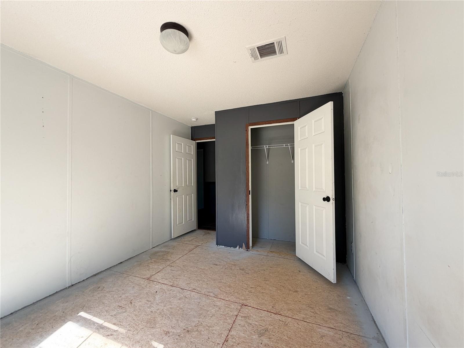 B & R SUB - Residential