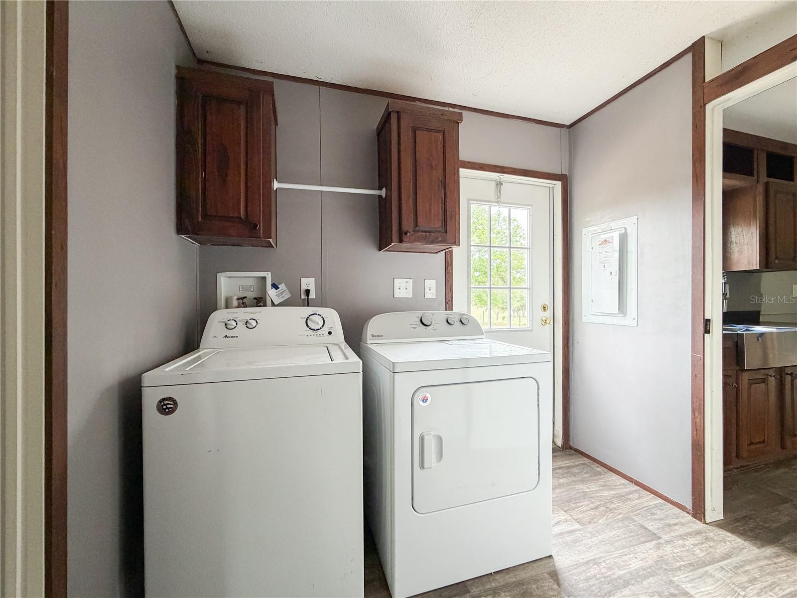 B & R SUB - Residential