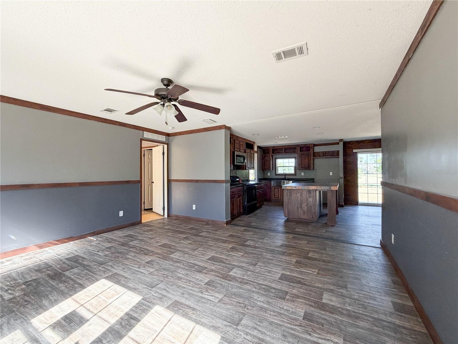 B & R SUB - Residential