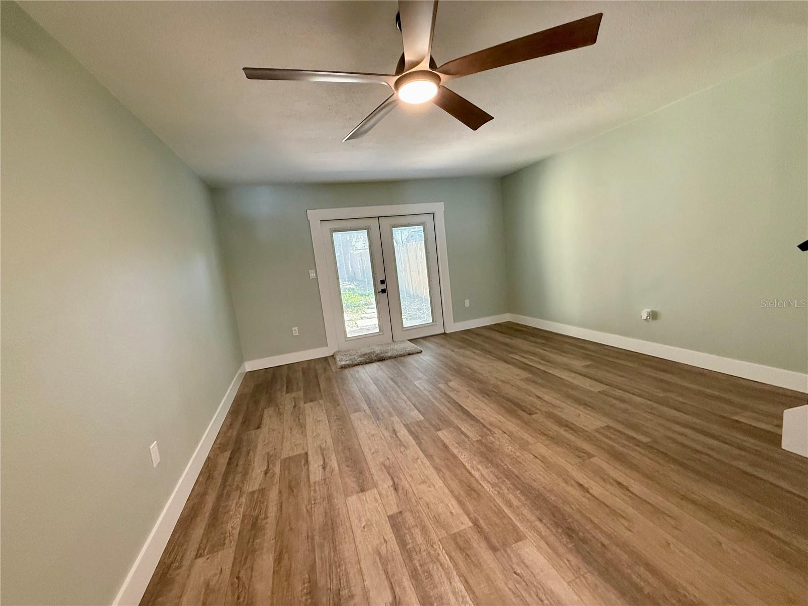 INDIAN RIVER PINES TWNHS - Residential