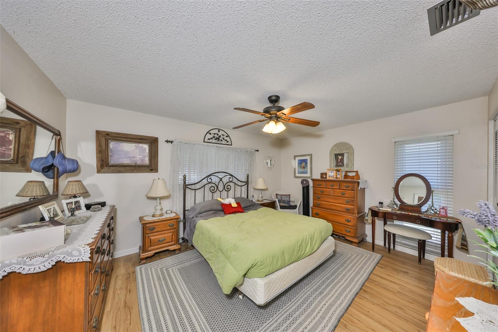 DEL WEBBS SUN CITY FLORIDA UN - Residential