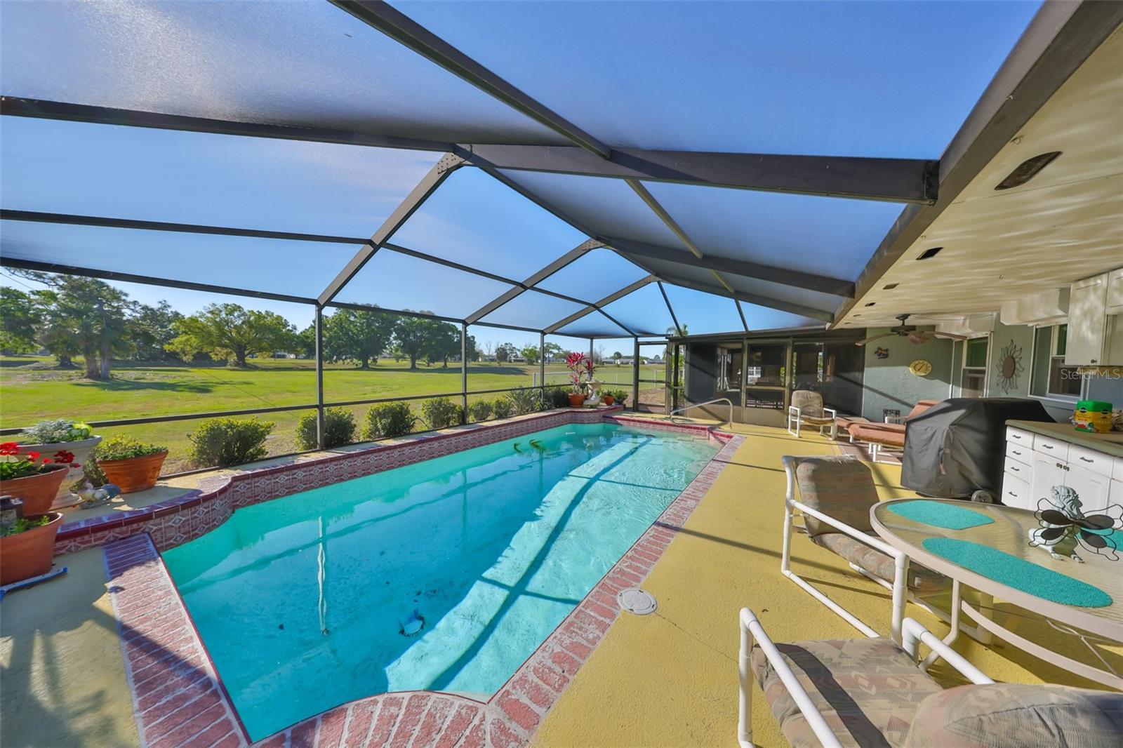 DEL WEBBS SUN CITY FLORIDA UN - Residential