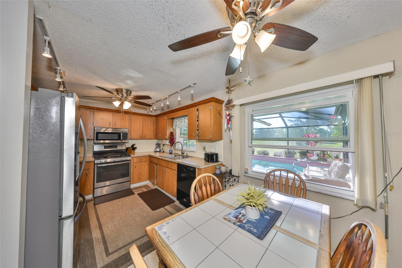 DEL WEBBS SUN CITY FLORIDA UN - Residential