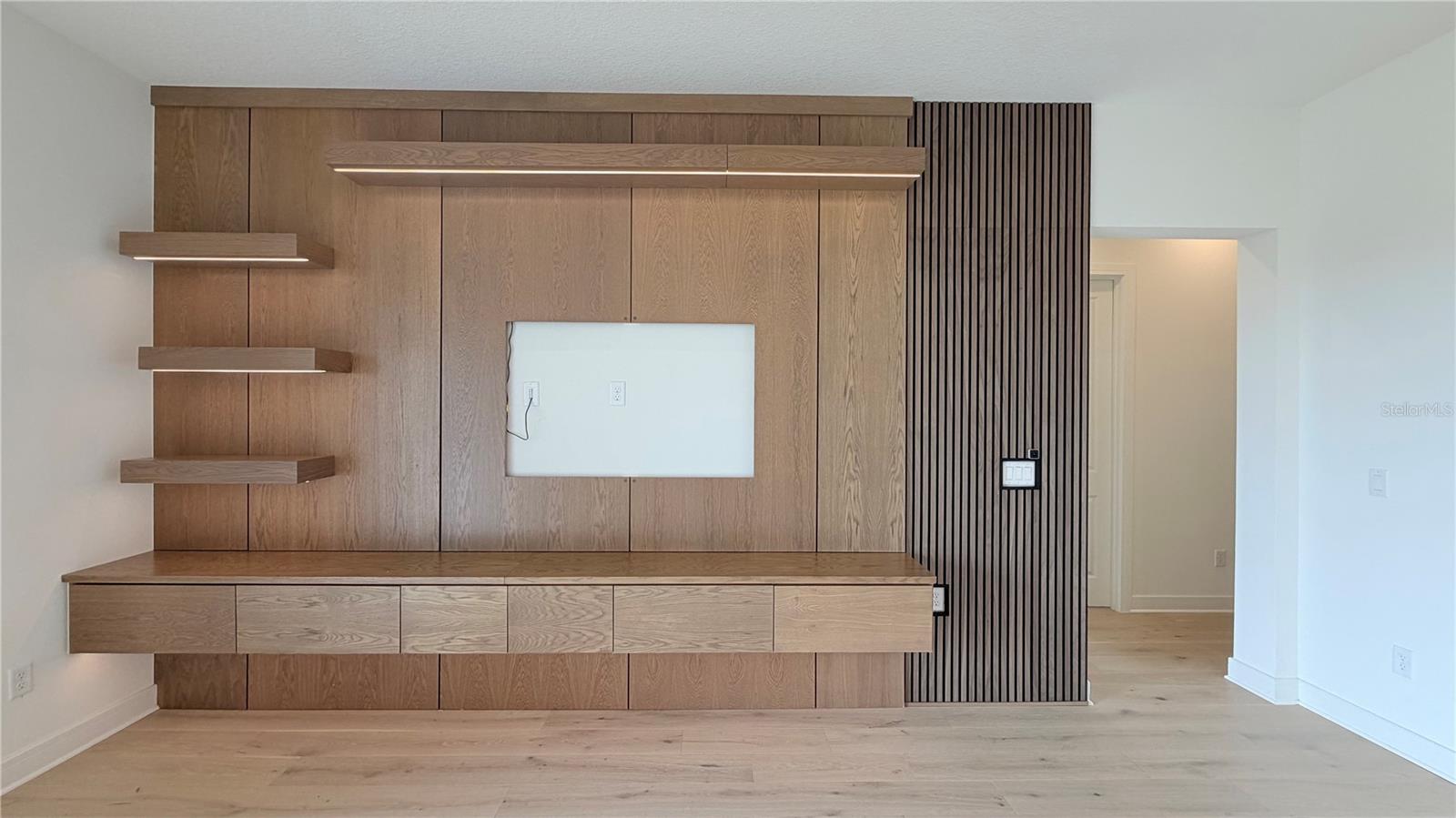 WILLOW RIDGE - Residential