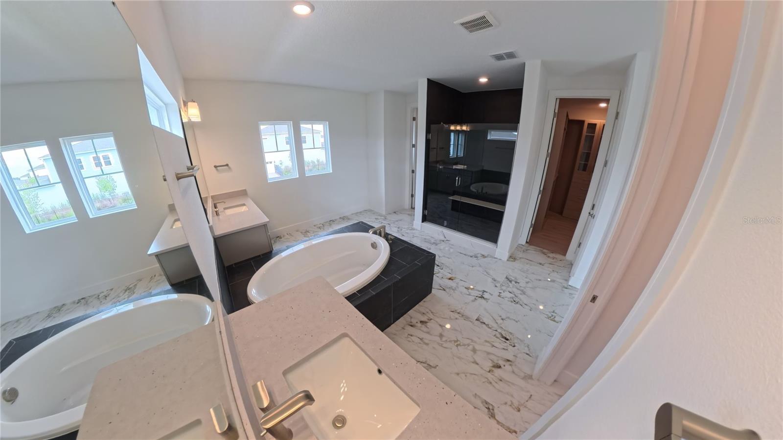 WILLOW RIDGE - Residential