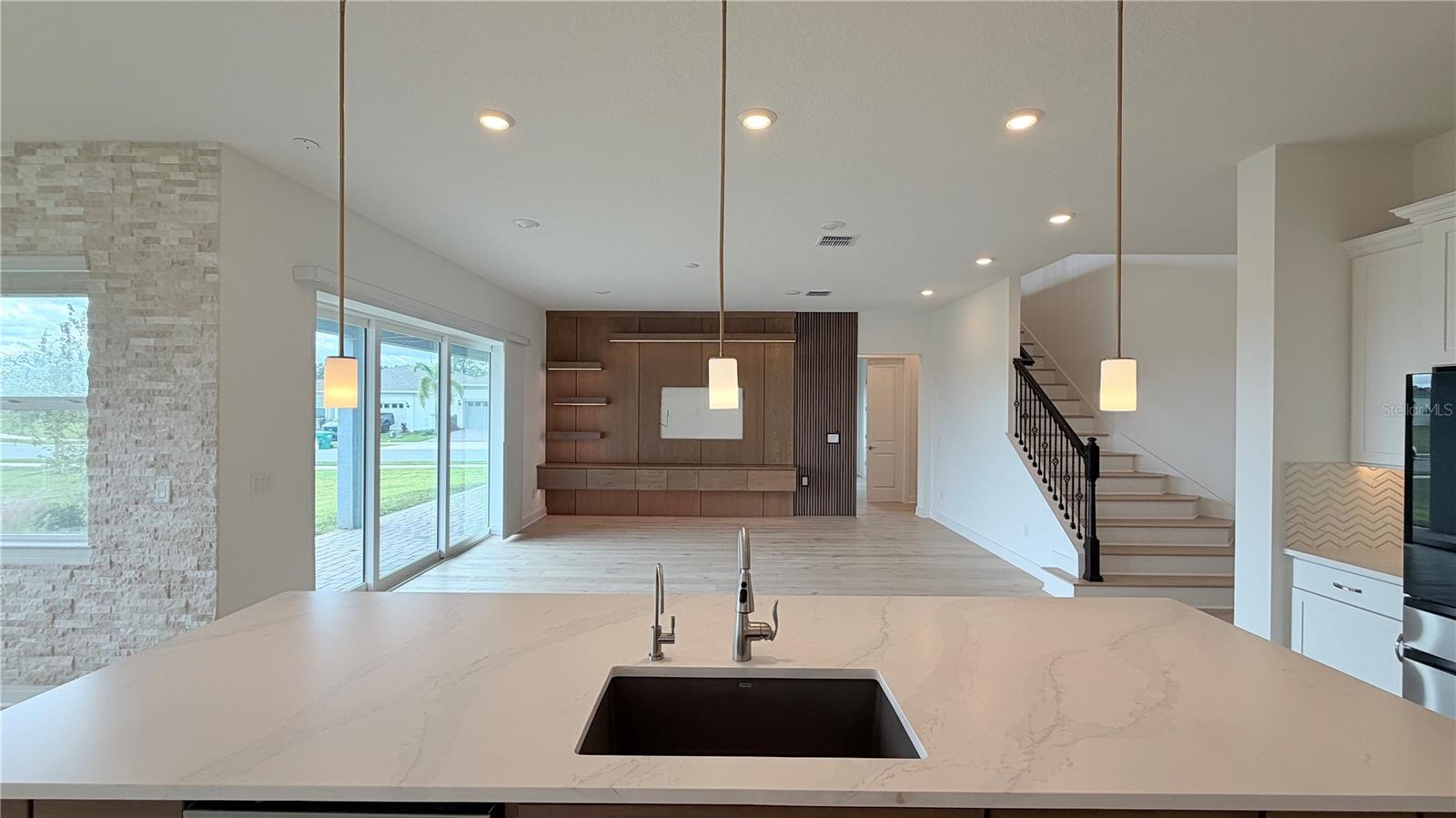 WILLOW RIDGE - Residential