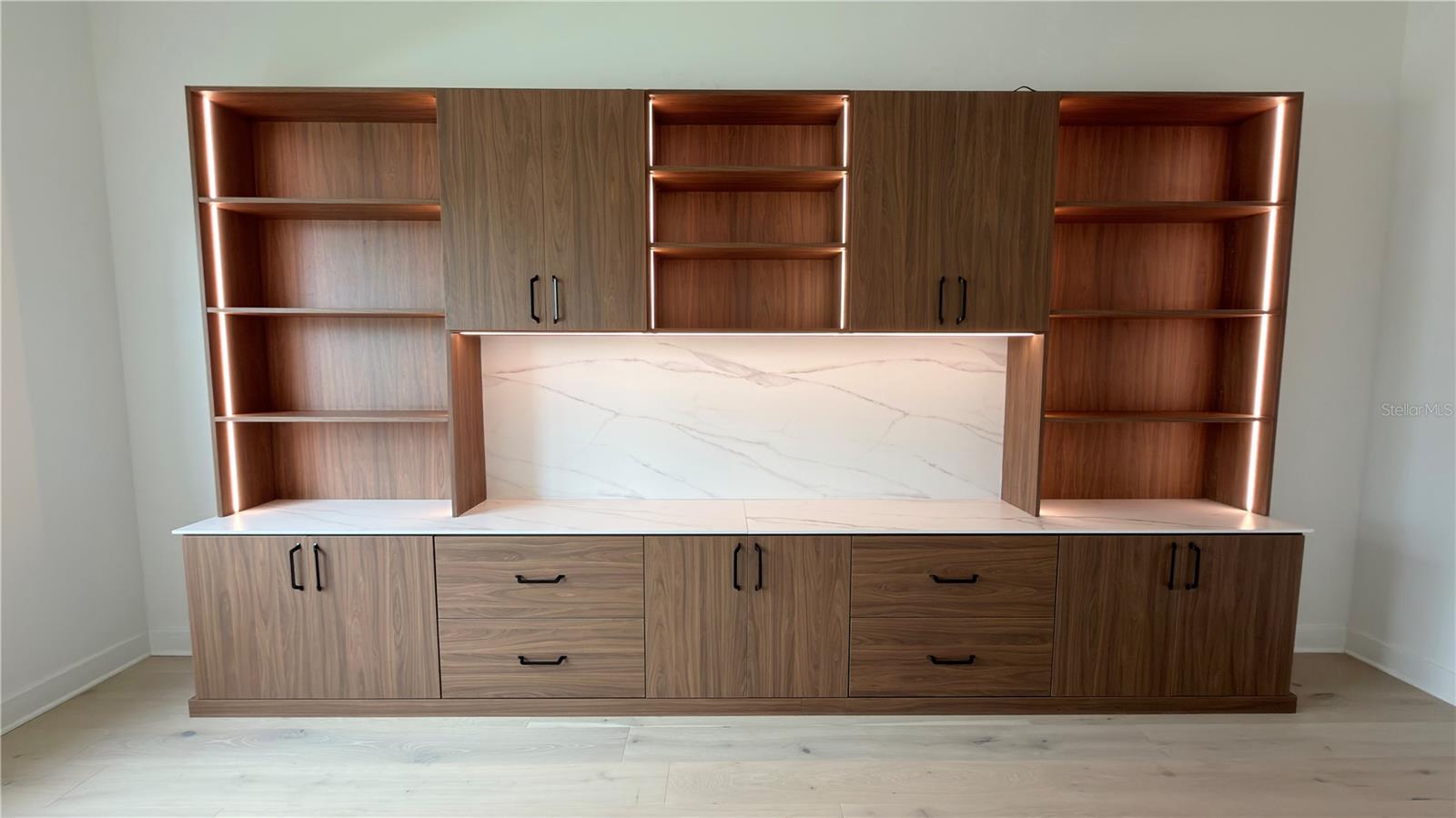 WILLOW RIDGE - Residential