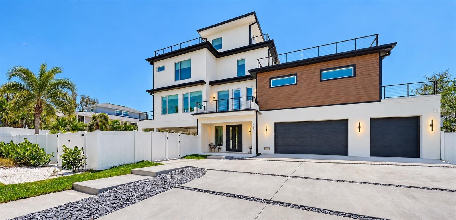 8800 MIDNIGHT PASS ROAD, SARASOTA, FL, 34242 4 8800 MIDNIGHT PASS ROAD