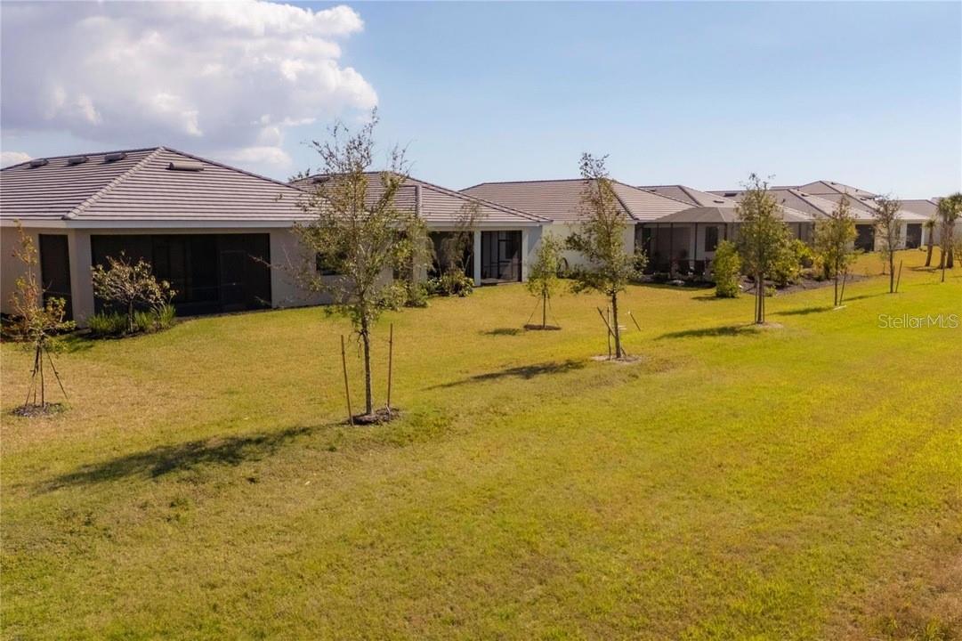 18575 MIDSUMMER PLACE