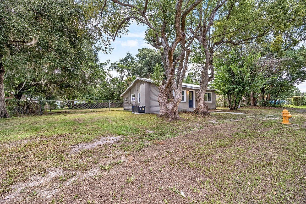 706 N OLD WIRE ROAD