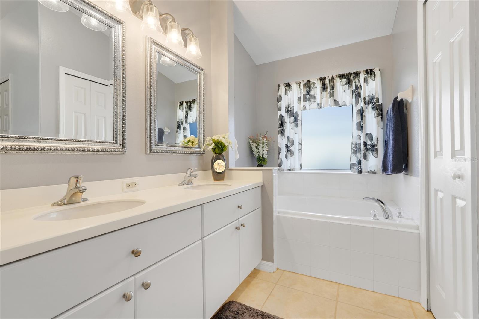 LEGACY OF LEESBURG UNIT 2 - Residential