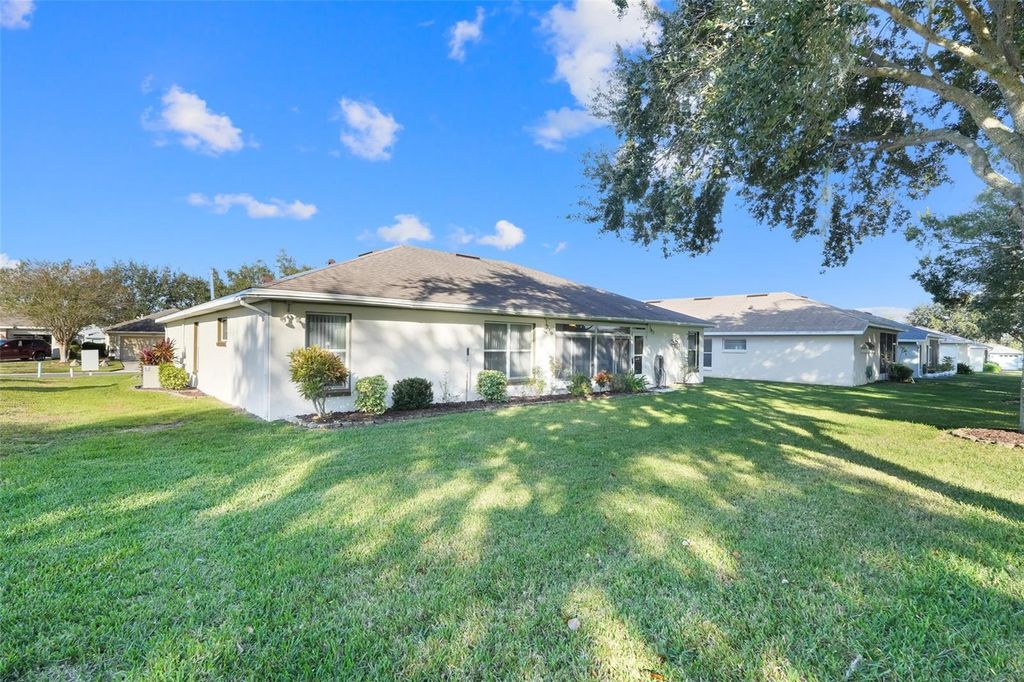 Photo of 5304 Fantasy Way, Leesburg, FL 34748 (MLS # G5104762)
