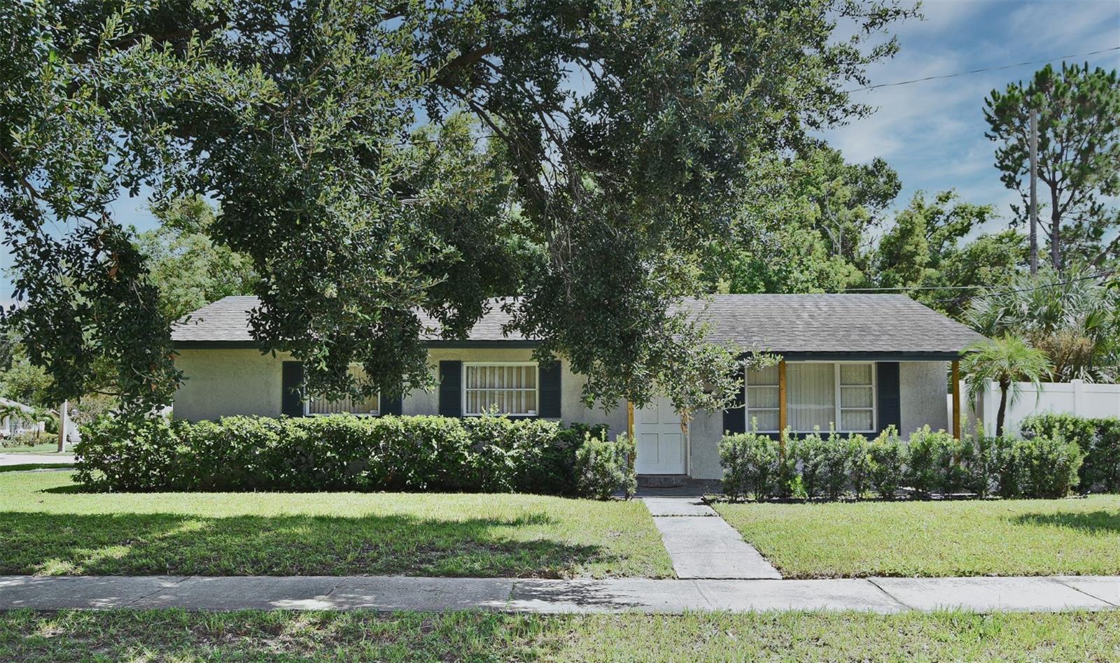 Welcome to this charming single-family home situated on a desirable corner lot in one of Orlando’s most family-friendly communities. Offering 3 bedrooms and 2 bathrooms, this unfurnished residence features a cozy and functional layout, perfect for comfortable everyday living. The bright, open kitchen seamlessly connects to the living areas, creating an inviting space for both relaxation and entertaining.
Step outside to enjoy a spacious backyard, ideal for weekend gatherings, playtime, or simply soaking in the Florida sunshine. A storage shed provides extra room for your belongings, while the covered carports offer convenient parking for multiple vehicles.
Perfectly located, this home is just minutes from Orlando International Airport, major highways, and an array of shopping, dining, and entertainment options. Families will also appreciate the excellent schools nearby and the welcoming, community-oriented atmosphere.
Don’t miss this opportunity to enjoy the best of Orlando living in a home that combines comfort, convenience, and charm. Schedule a showing today and make this lovely property your next home.