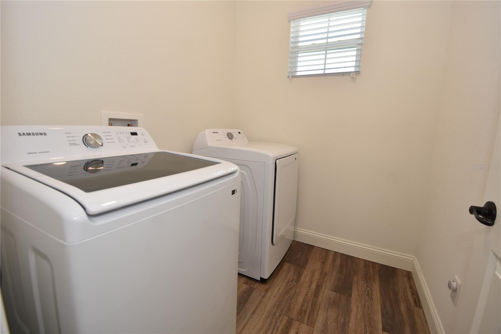 QUAIL HOLLOW - Residential Lease