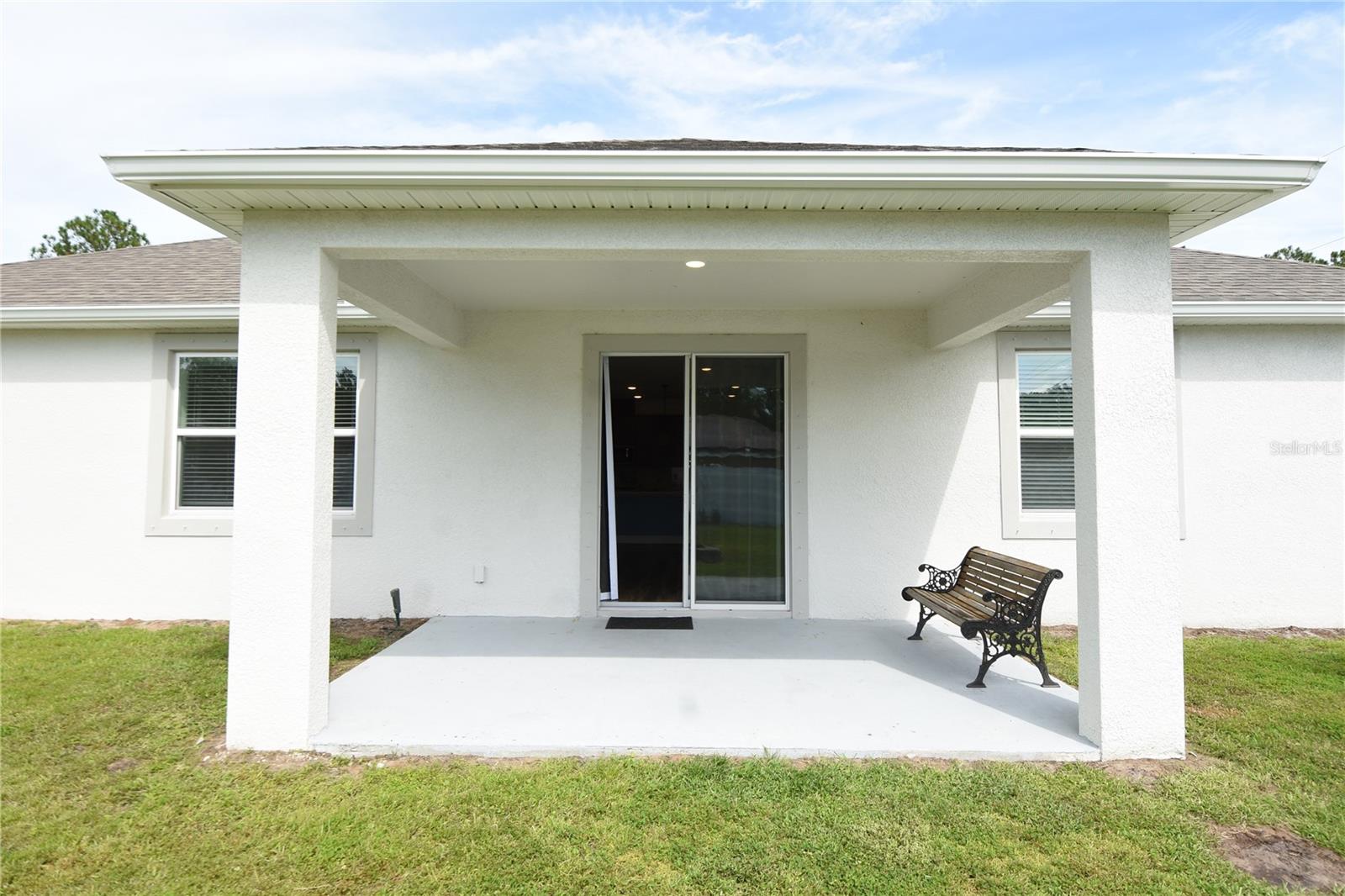 QUAIL HOLLOW - Residential Lease