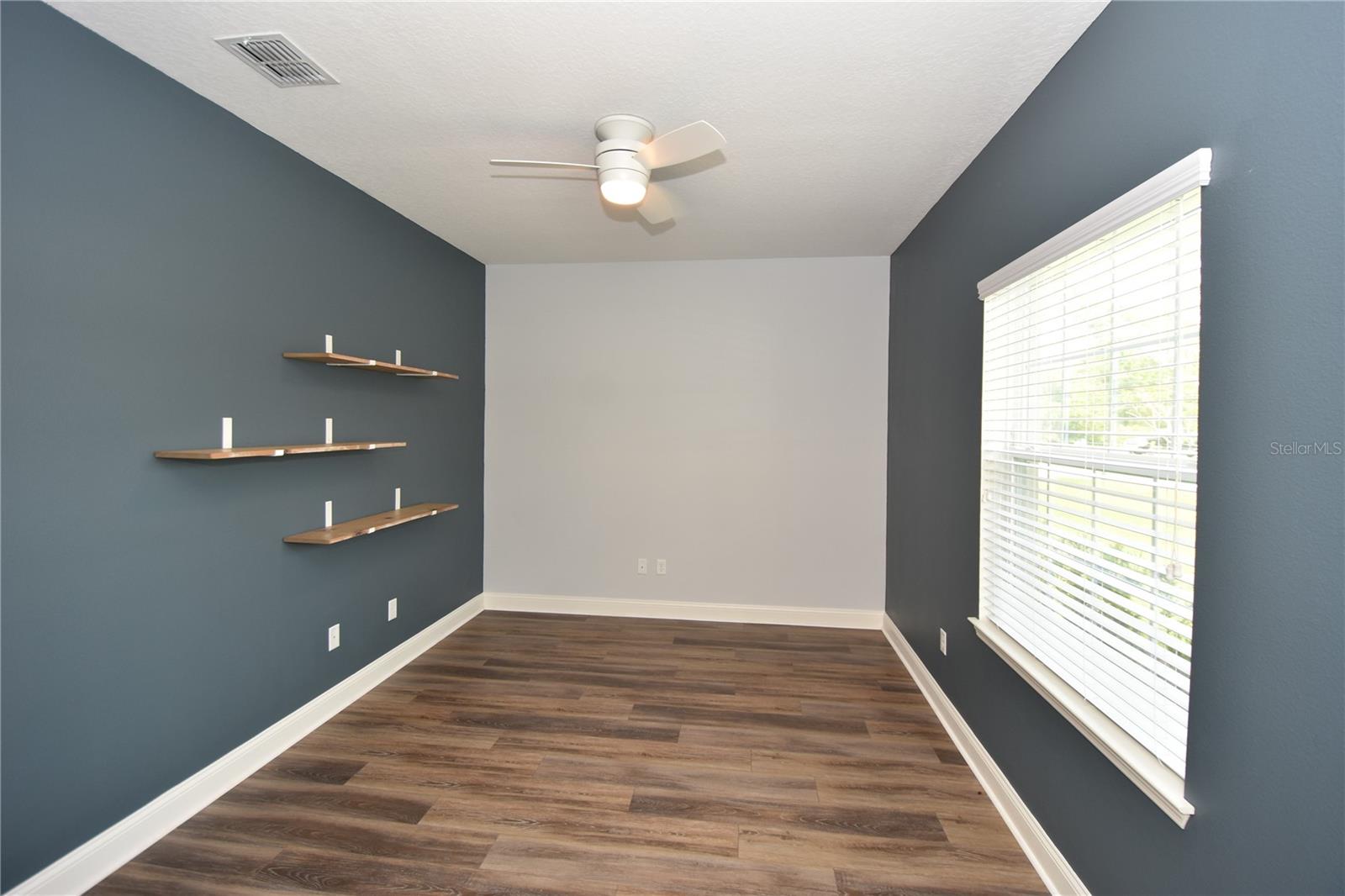QUAIL HOLLOW - Residential Lease