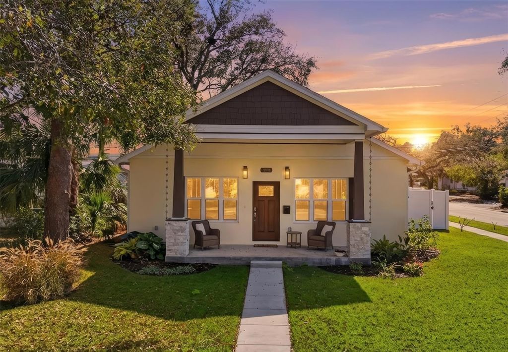 Photo of 494 39th Avenue N, St Petersburg, FL 33703 (MLS # TB8479521)