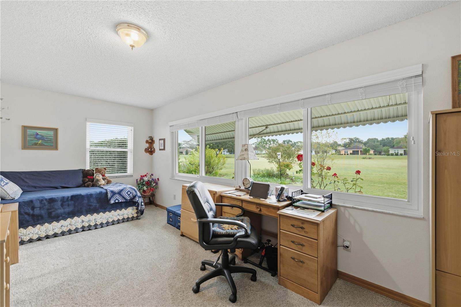 ON TOP/THE WORLD PH 01 A SEC 01 - Residential