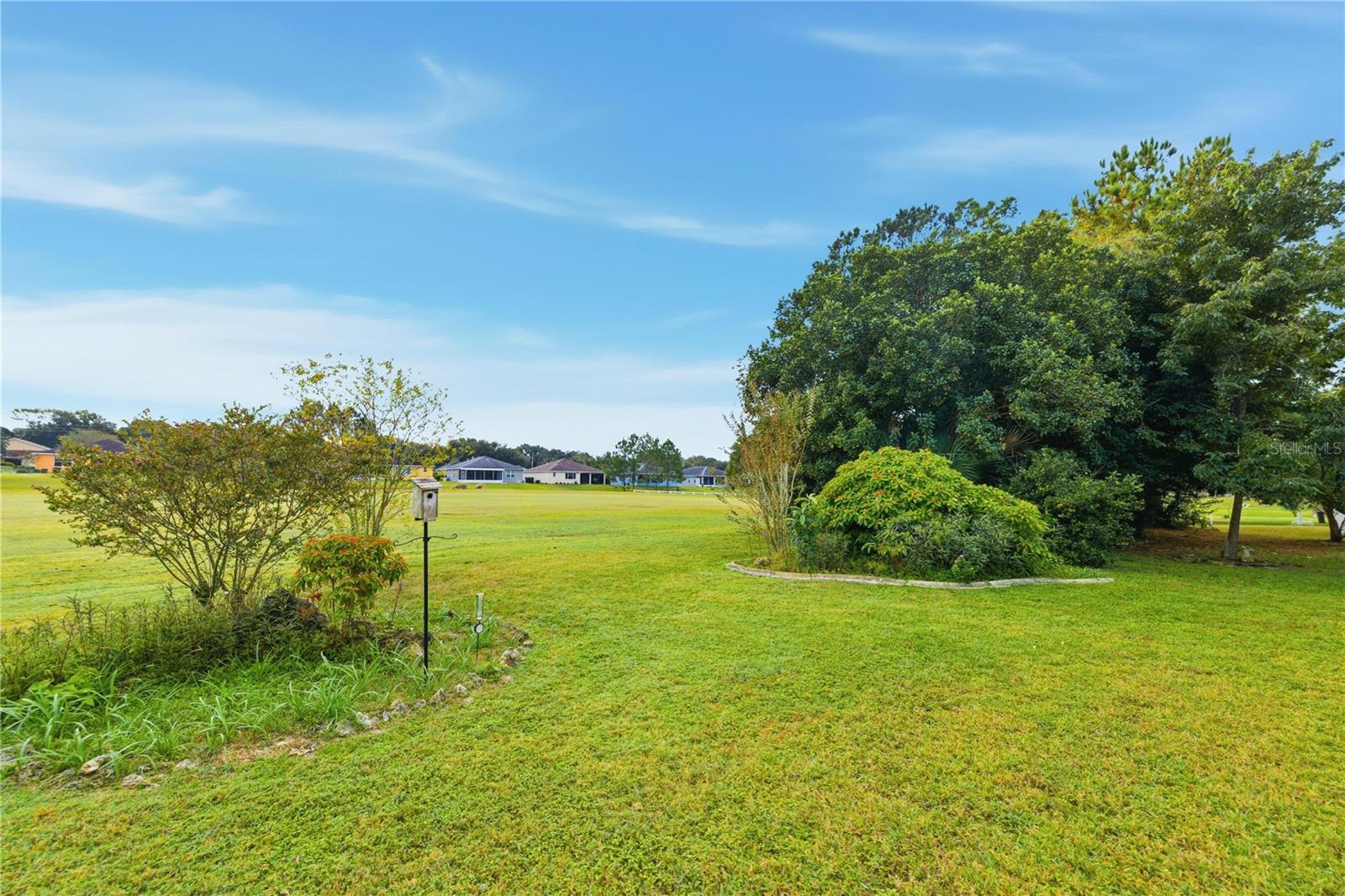 ON TOP/THE WORLD PH 01 A SEC 01 - Residential
