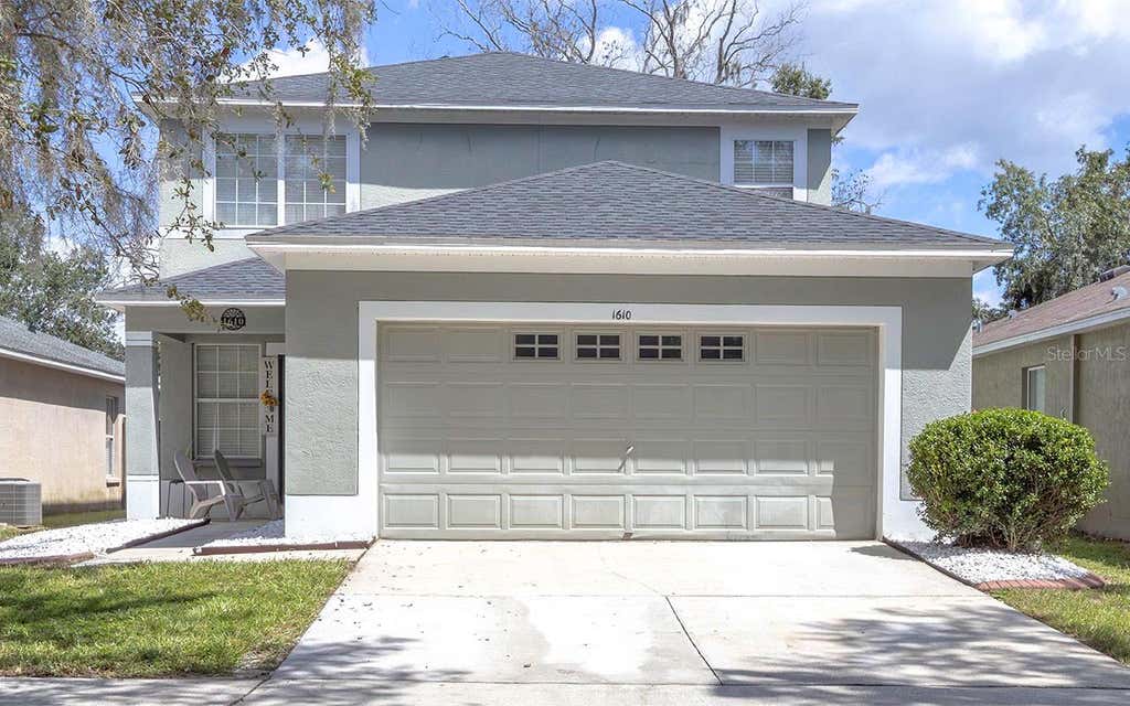 Photo of 1610 Marsh Wood Drive, Seffner, FL 33584 (MLS # TB8532962)