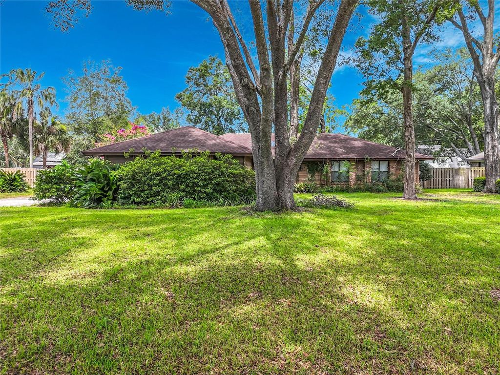 Photo of 290 Gleneagles Drive, Orange Park, FL 32073 (MLS # TB8519825)