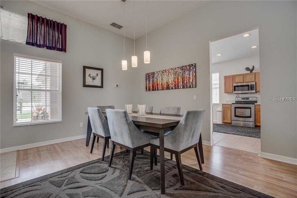 ALOMA WOODS - Residential Lease