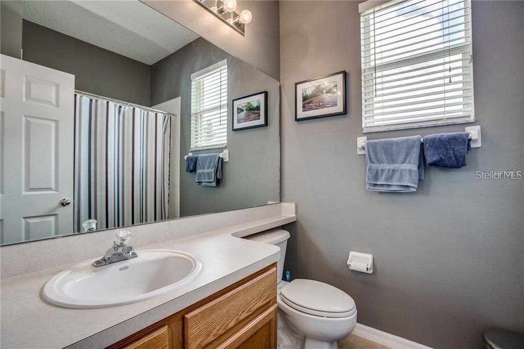 ALOMA WOODS - Residential Lease