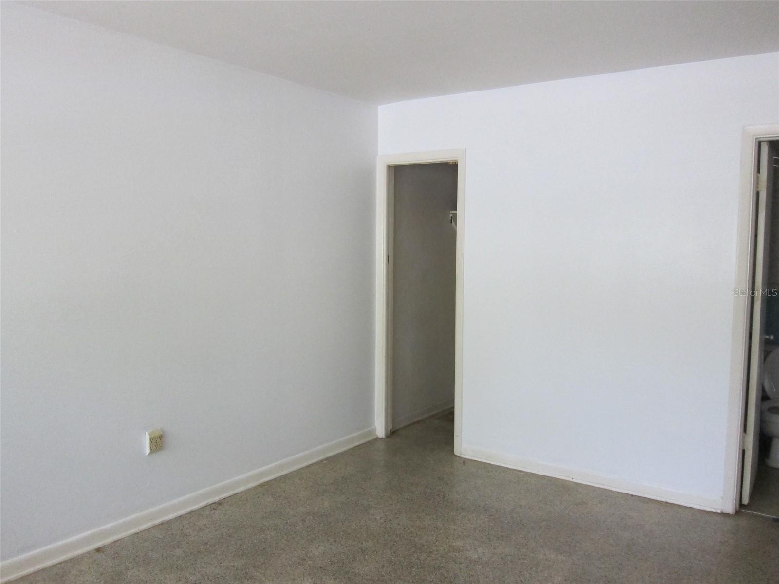 2206 NW 3 TERRACE 1