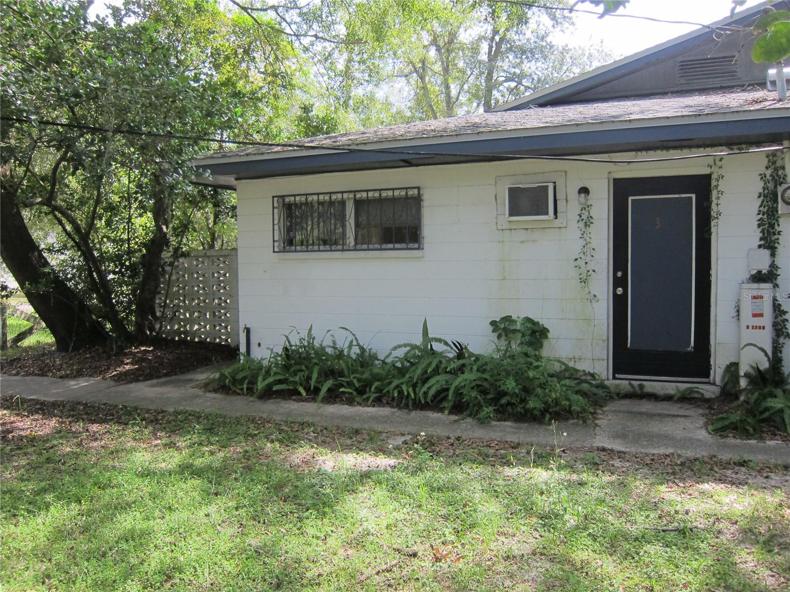 2206 NW 3 TERRACE 1