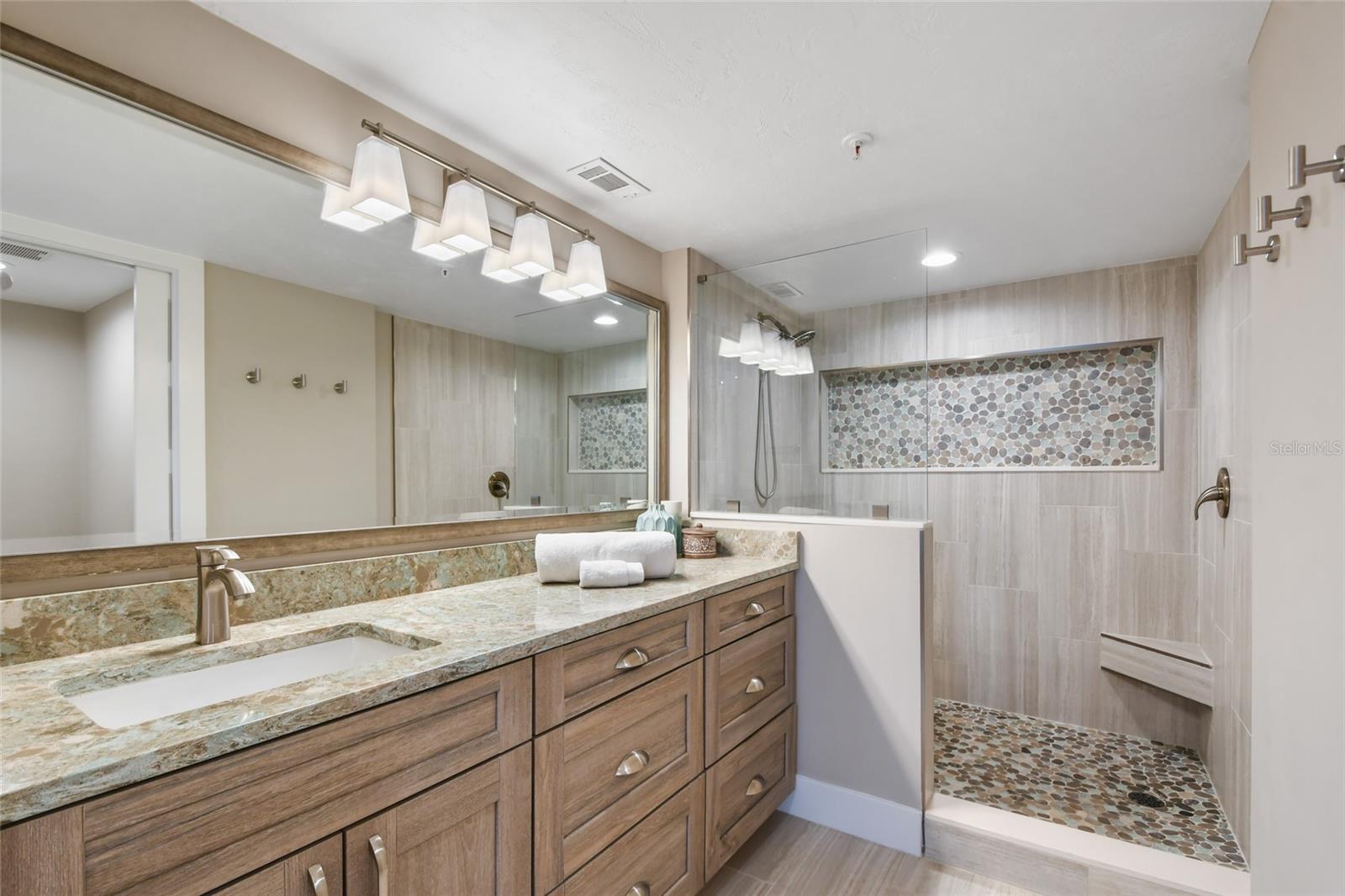 SEYCHELLES CONDO - Residential