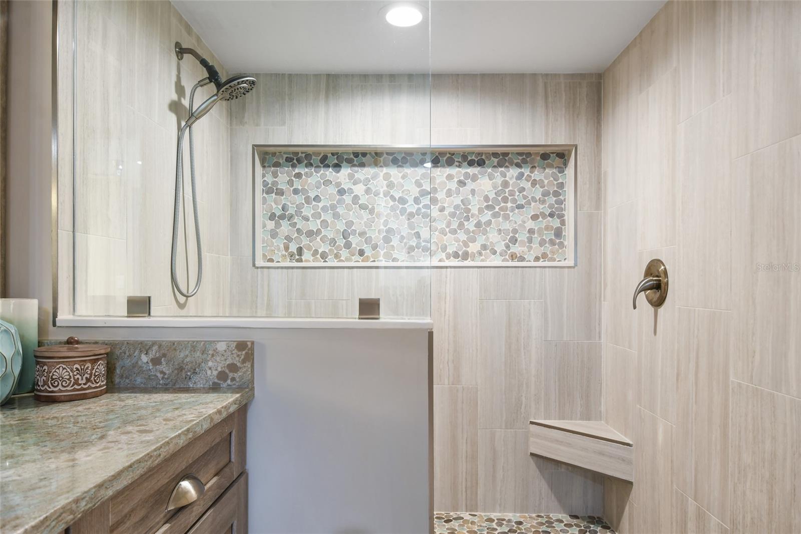 SEYCHELLES CONDO - Residential