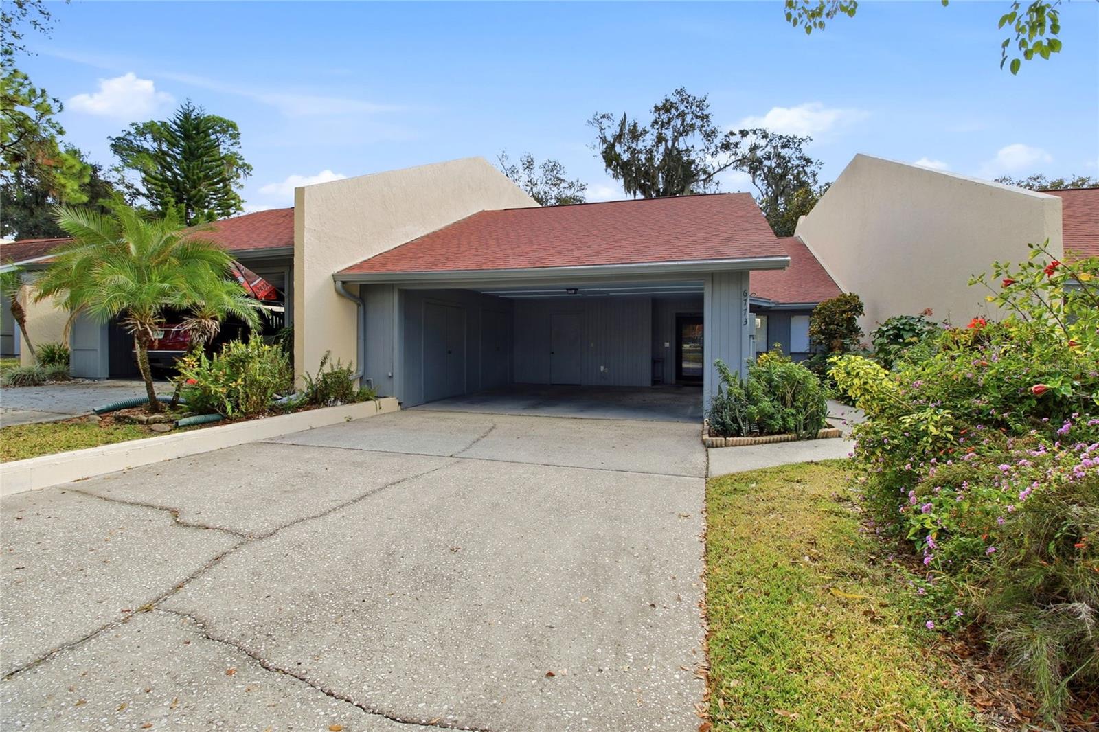 BLUFFS CHRISTINA 01 - Residential