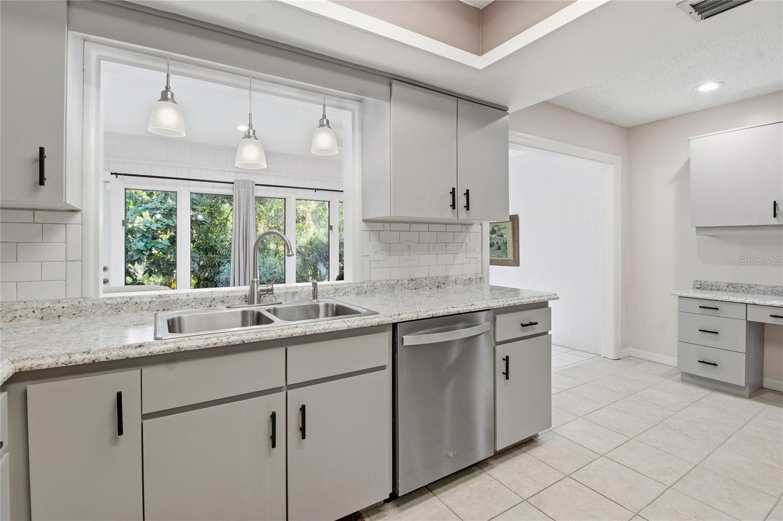 BLUFFS CHRISTINA 01 - Residential