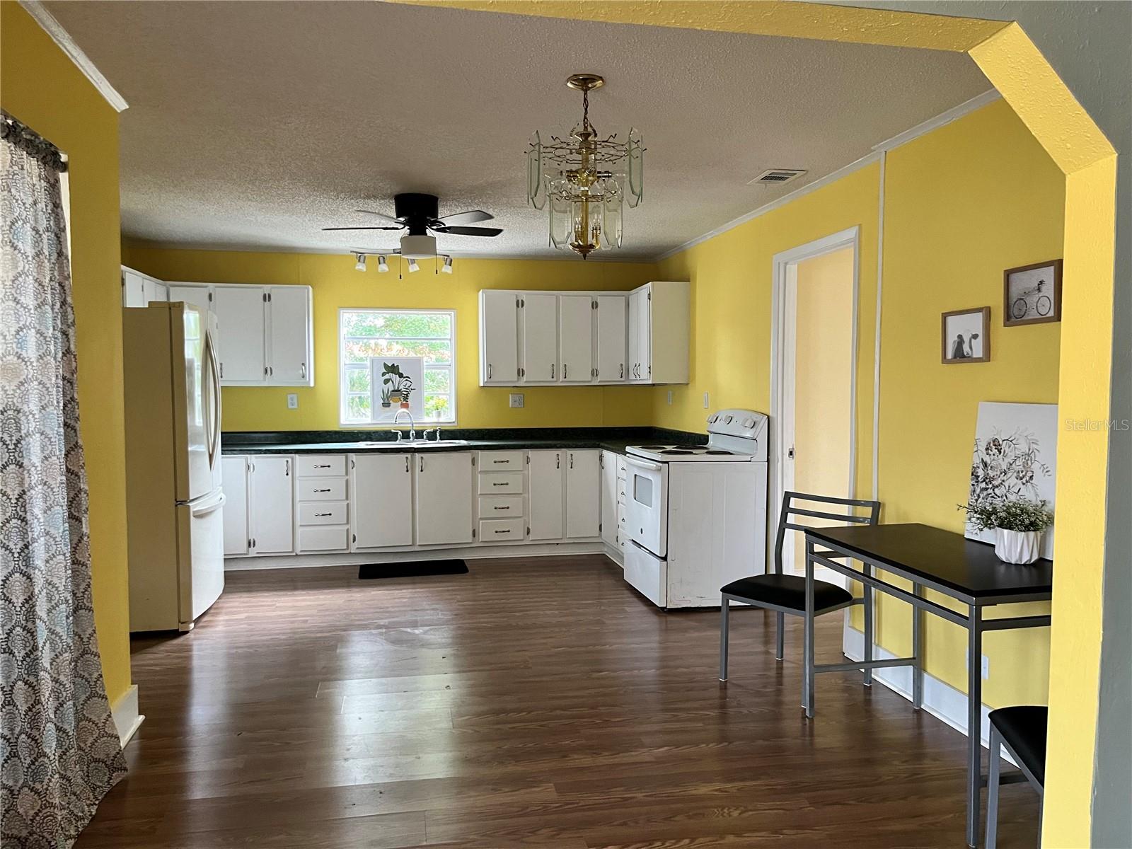 TEMPLES - Residential