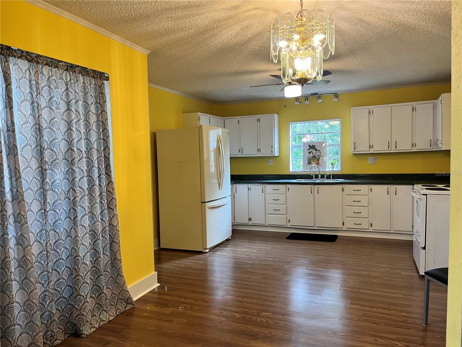 TEMPLES - Residential