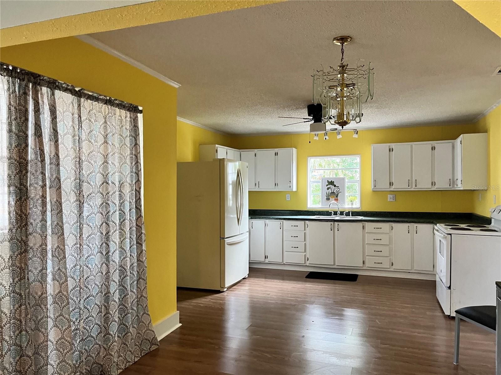 TEMPLES - Residential