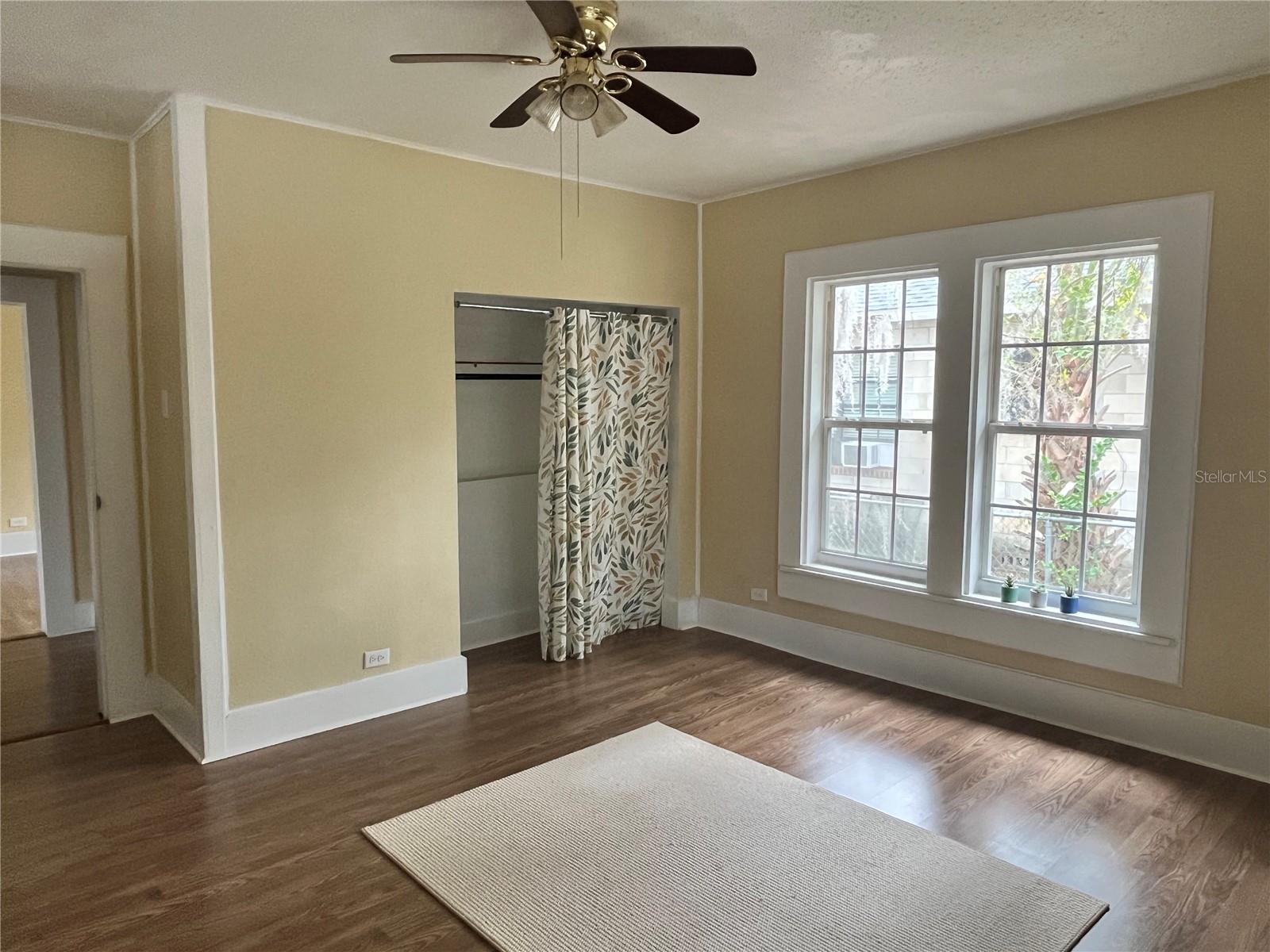 TEMPLES - Residential