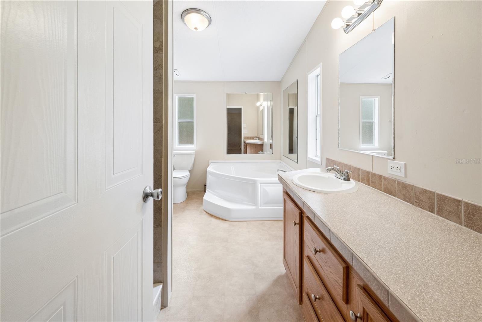 FLORIDA FRONTIER - Residential