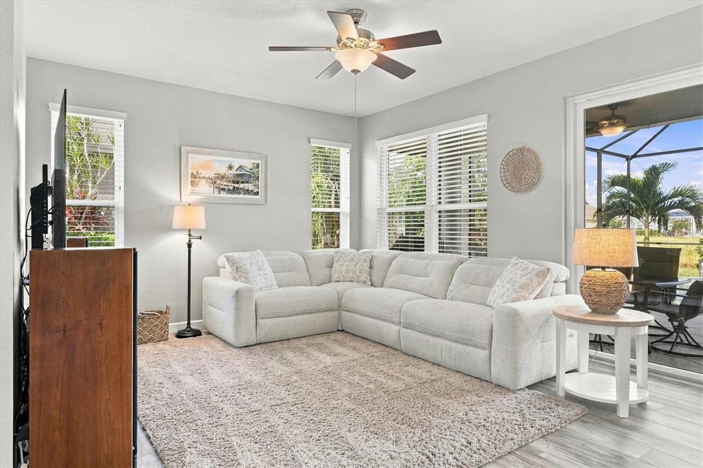 Photo of 5509 52nd Avenue W, Bradenton, FL 34210 (MLS # A4710964)