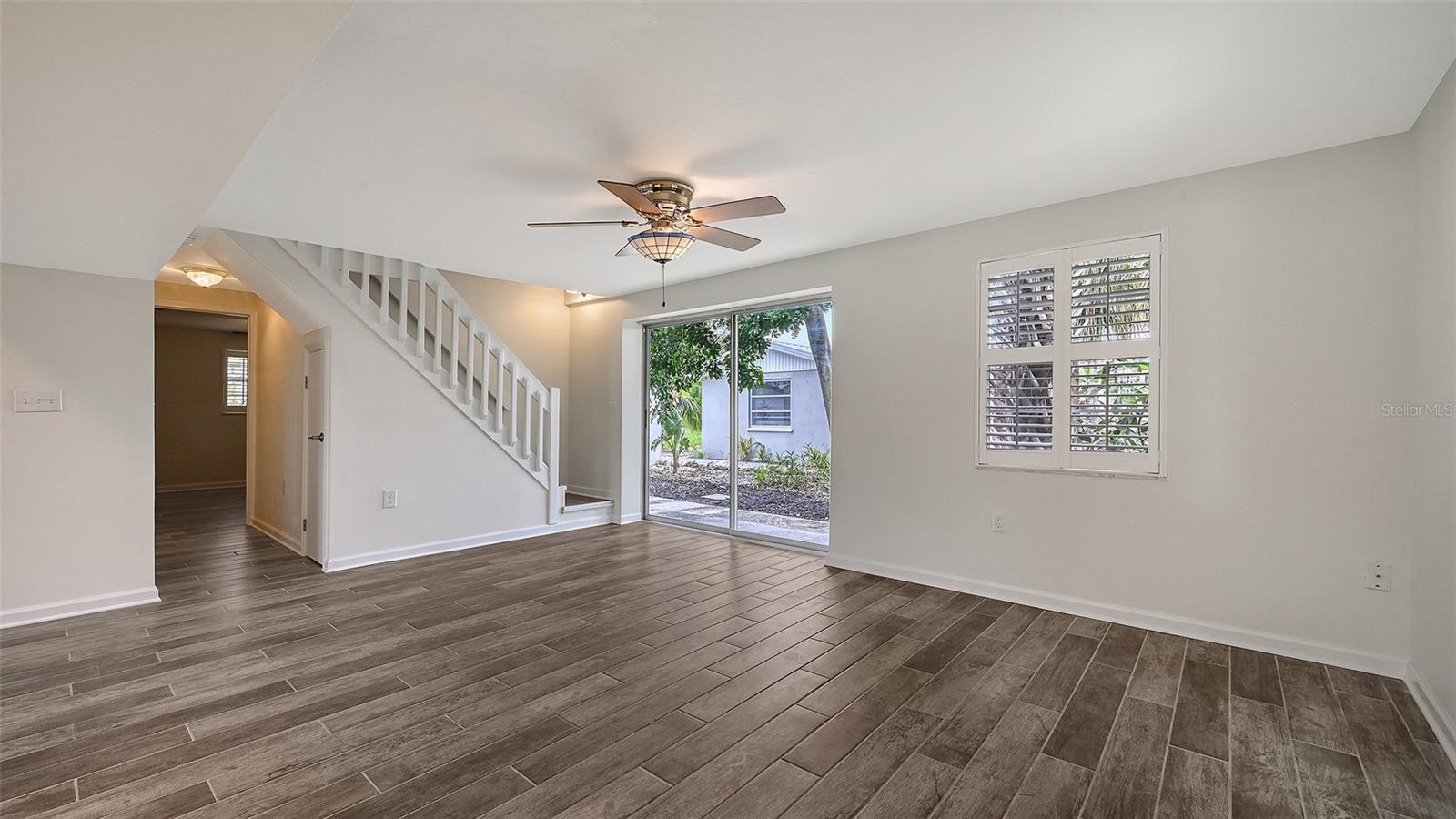 LONGBEACH ON LONGBOAT KEY - Residential