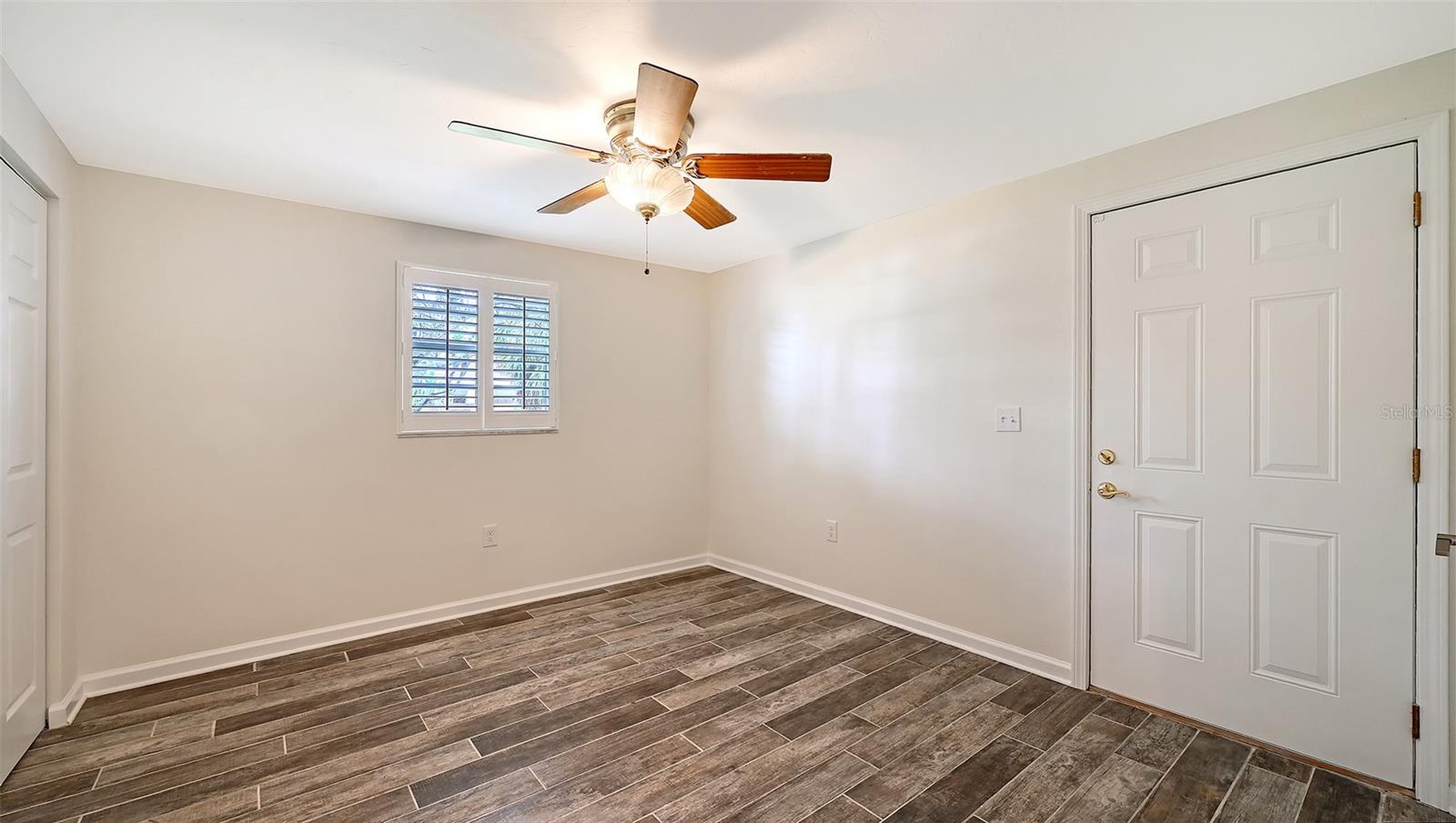 LONGBEACH ON LONGBOAT KEY - Residential