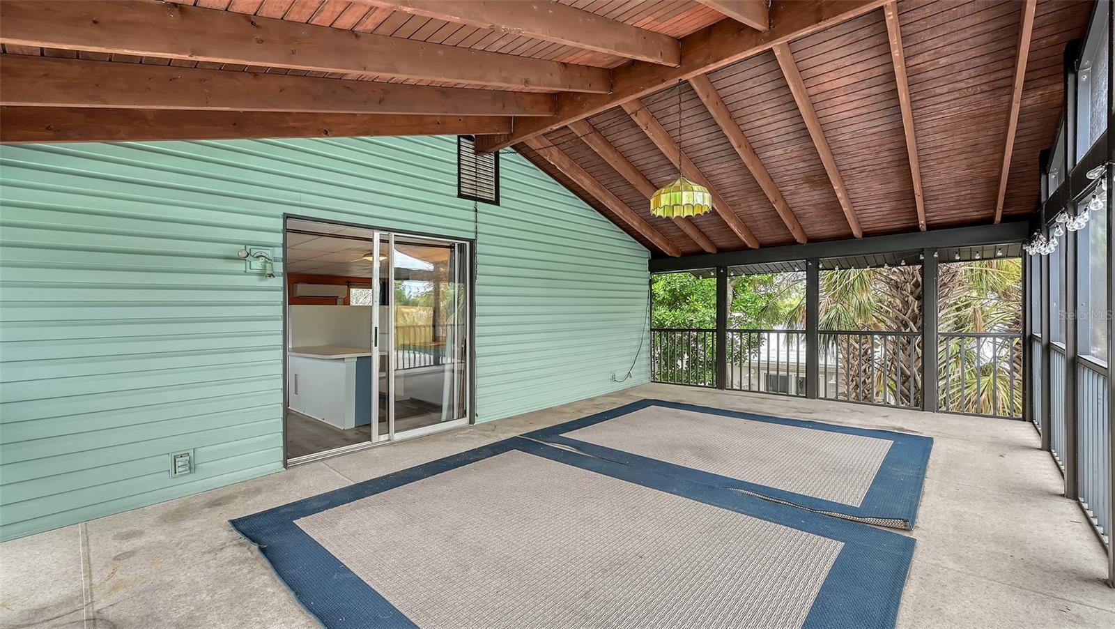 LONGBEACH ON LONGBOAT KEY - Residential