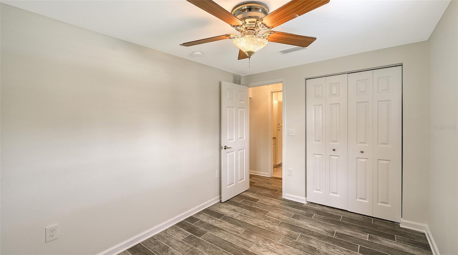 LONGBEACH ON LONGBOAT KEY - Residential