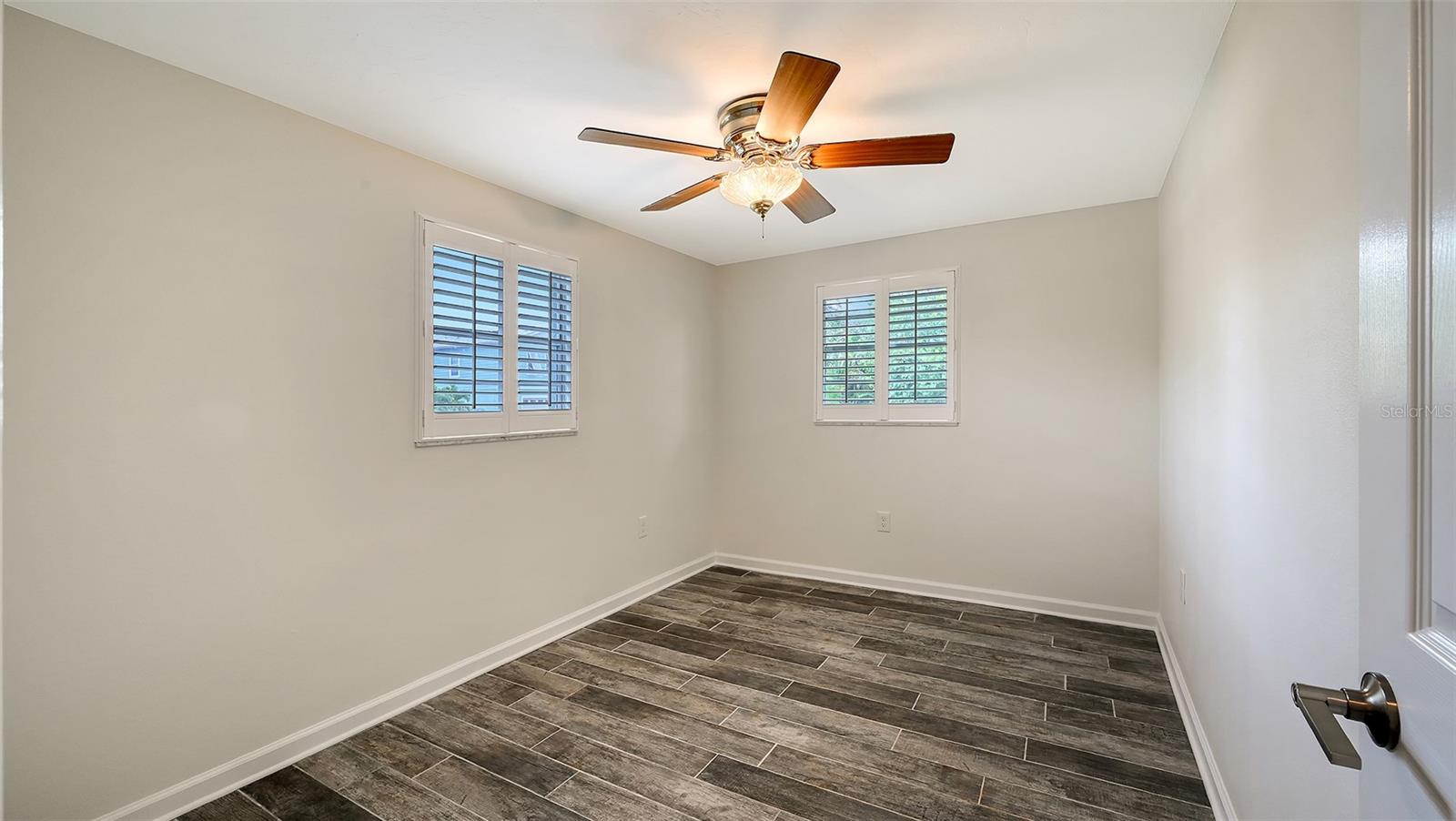 LONGBEACH ON LONGBOAT KEY - Residential