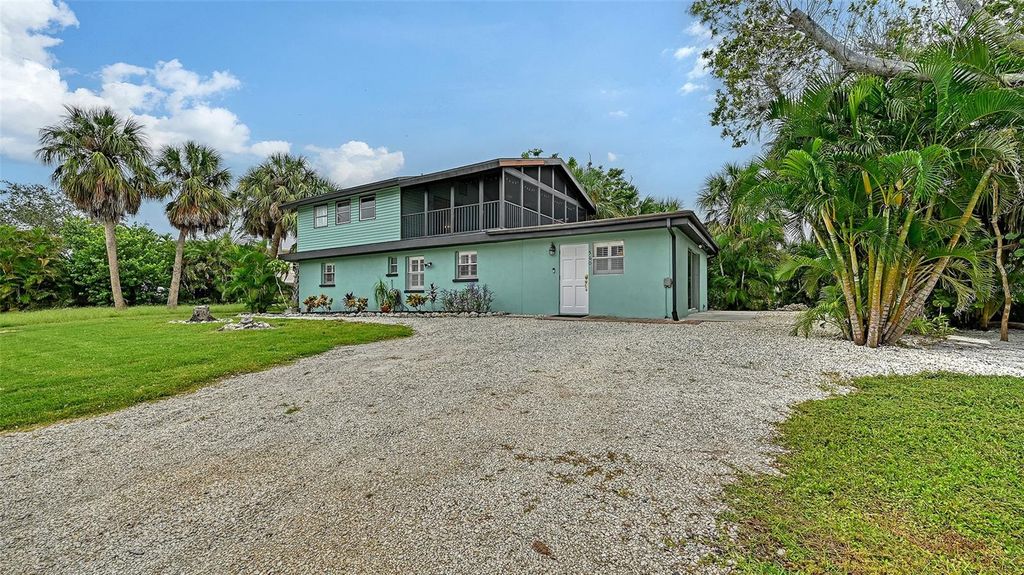 Photo of 560 Cedar Street, Longboat Key, FL 34228 (MLS # A4660709)