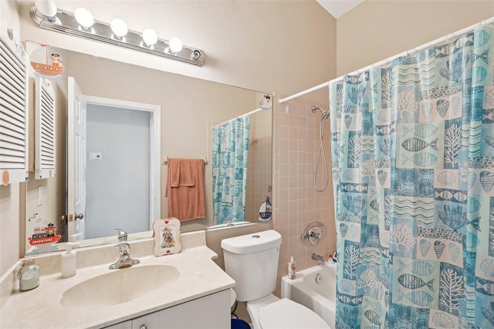 GULF GATE GLEN - Residential