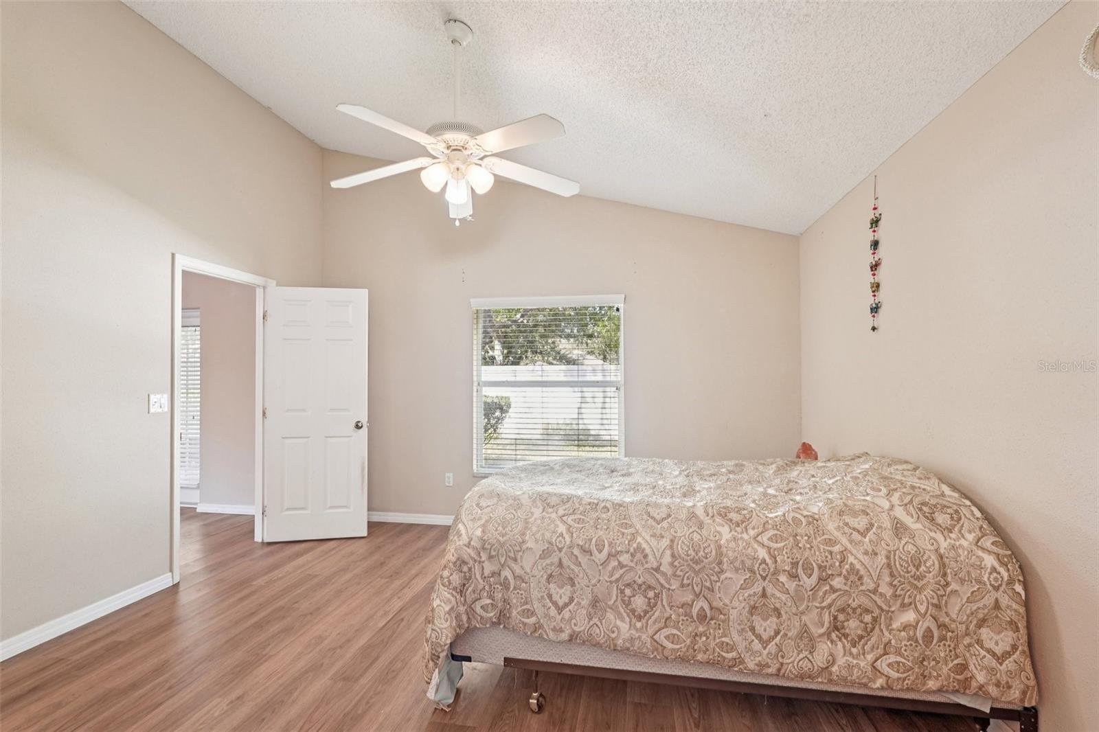 GULF GATE GLEN - Residential