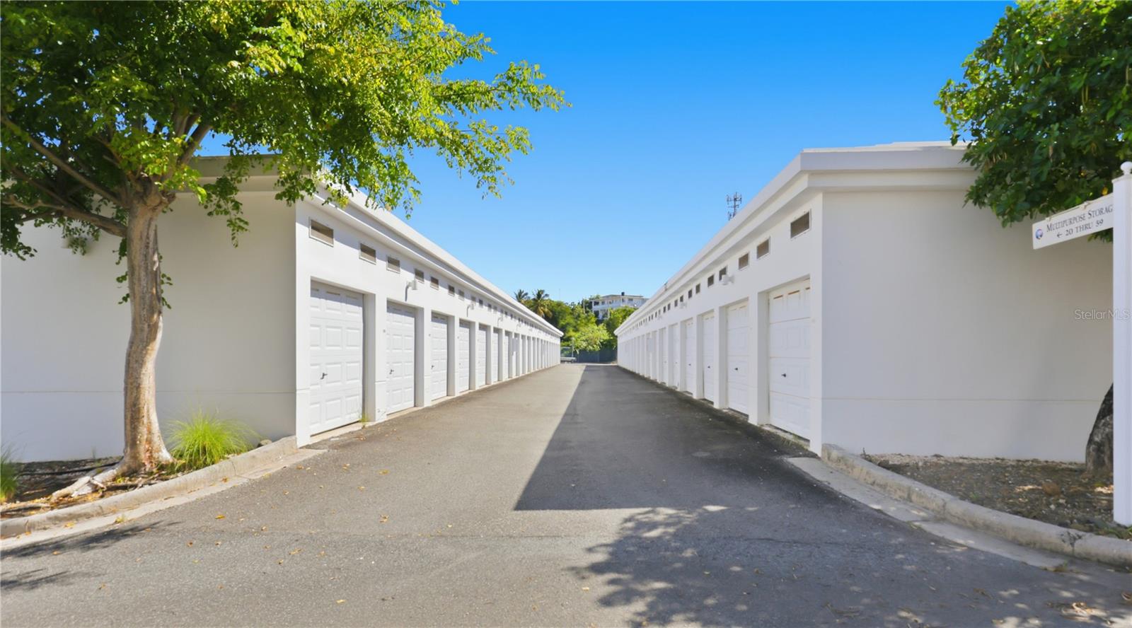 LAS CROABAS - Residential